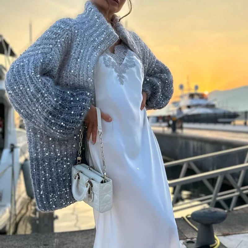 Svetr pletený s jednobarevnými flitry