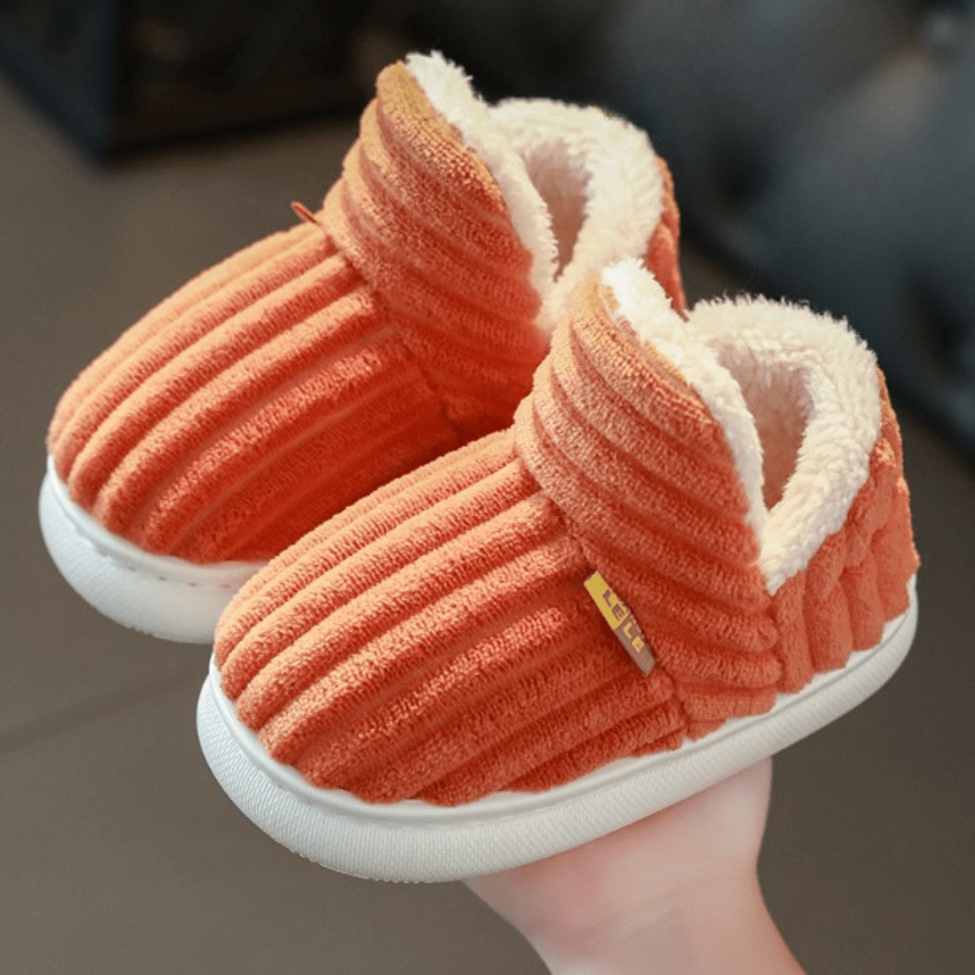 Ultra-comfortable slippers – warmth and comfort guaranteed 